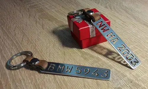 gallery_keychain-license-plate-milled-2