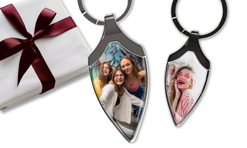 Personalised photo keychain for your sister