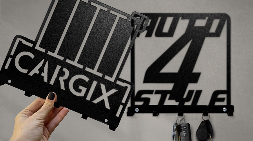 Portallaves de pared de metal personalizados con diseños recortados de logotipo y nombre