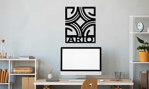 Kovové logo na zeď domu přesně podle specifikací zákazníka