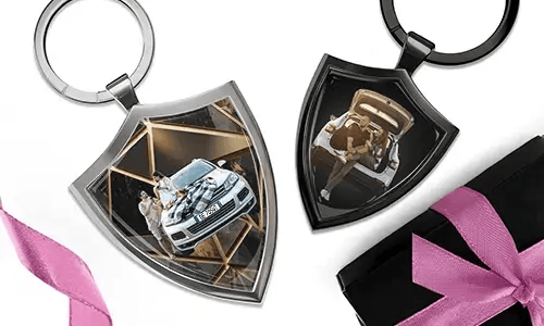 Llavero en forma de escudo para parejas