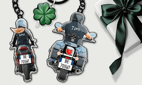 Personalised motorcycle keychain with name and license plate - gift for him/her