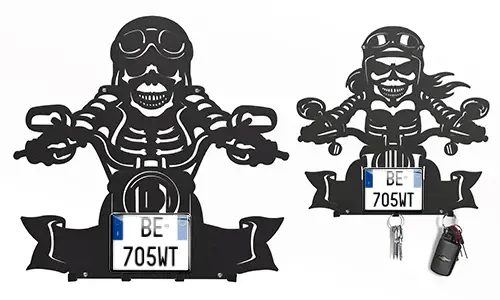 Keyholder wall with skeleton for motorcyclists