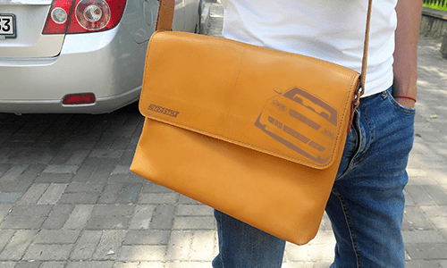 gallery-beige-leather-shoulder-bag-7