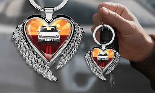 gallery-keychain-heart-wings-car-3