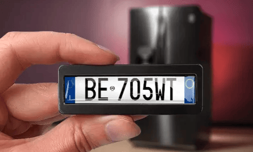 license plate magnet in hand