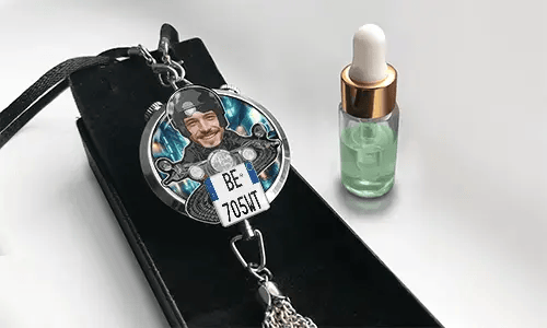 gallery-personalised-car-air-freshener-with-motorcycle-driver-1