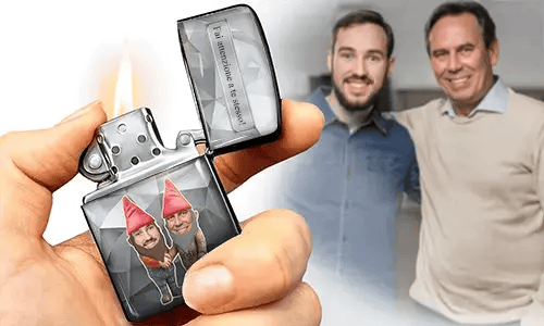 gallery-personalised-lighter-garden-gnomes-couple-friends-with-text-2