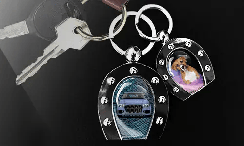 gallery-photo-horseshoe-keychain-2