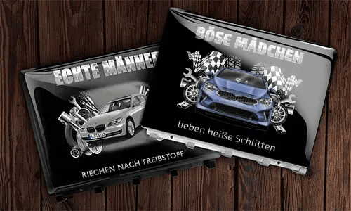 schlüsselbrett design in zwei Varianten auf dem Holz designer schlüsselbrett