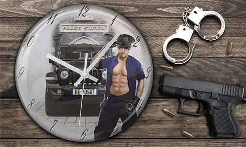 gallery-wall-clock-police-design-2