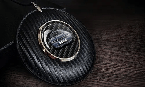 gallery_carbon_mirror_decor_with_silhouette_2