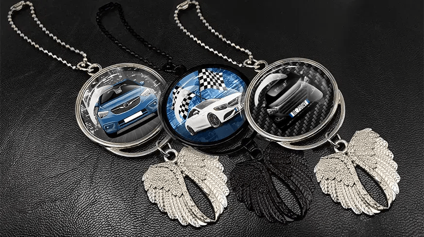 head-mirror-chain-angel-wings-1